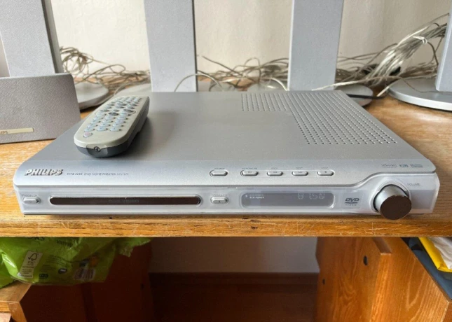 predam-domace-kino-philips-hts-3610-funkcne-big-1
