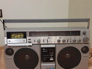 radiomagnetofon