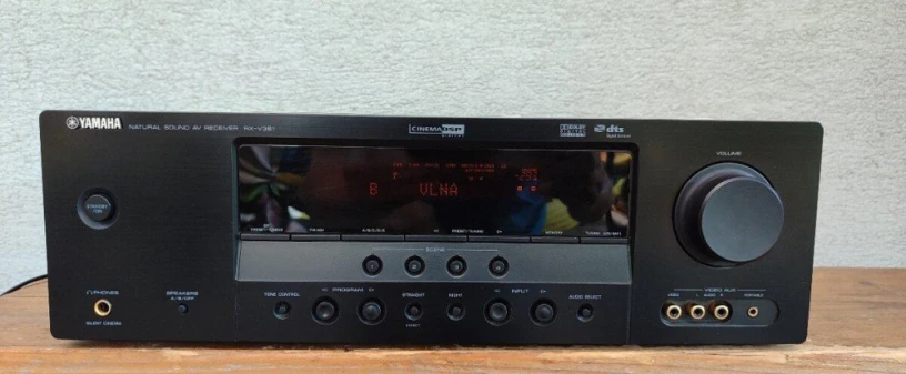 receiver-yamaha-big-0