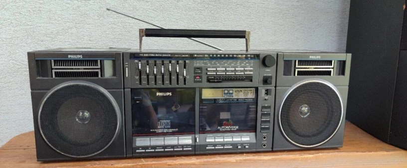 radiomagnetofon-philips-big-0