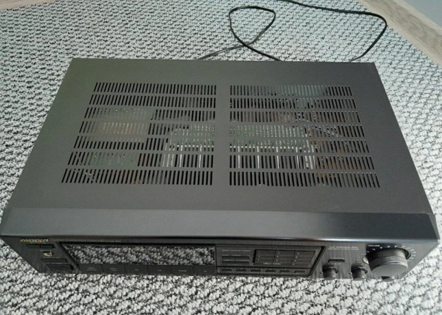 vintage-onkyo-tx-9011-receiver-big-3