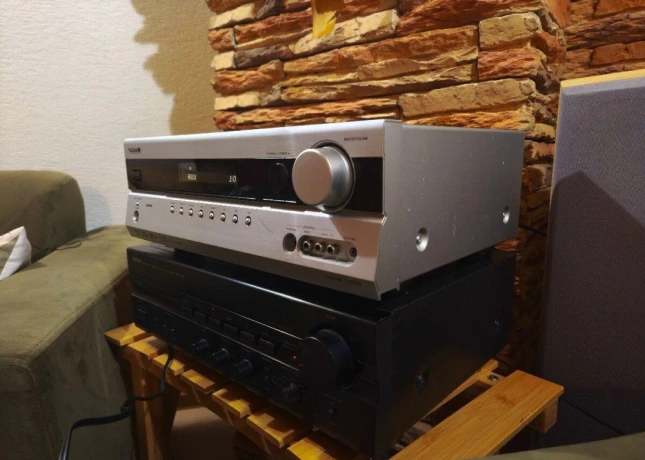 onkyo-tx-sr307-big-1