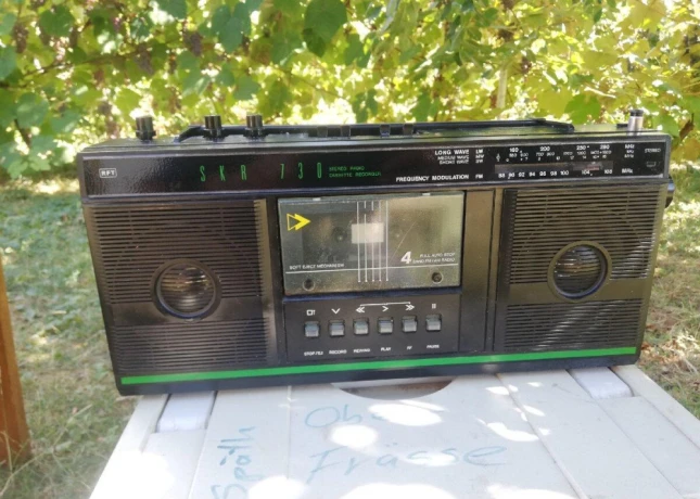 rft-skr-730-radiokazetak-big-0