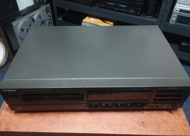 technics-sl-pg-200-a-big-4