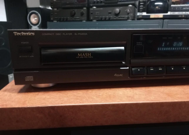 technics-sl-pg-200-a-big-2