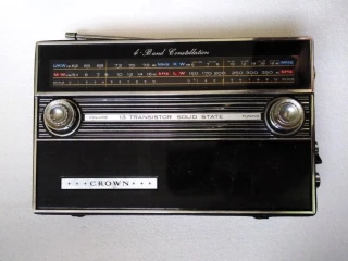 crown-trf-2200v
