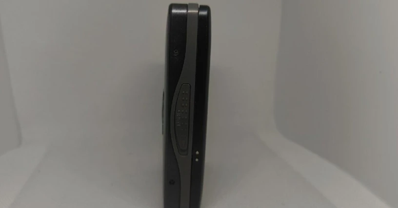 sony-wm-ex560-walkman-big-2