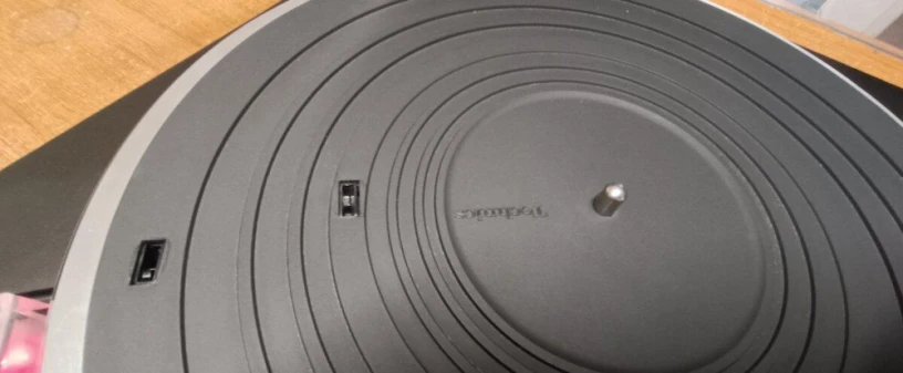 technics-sl-qd33-big-1