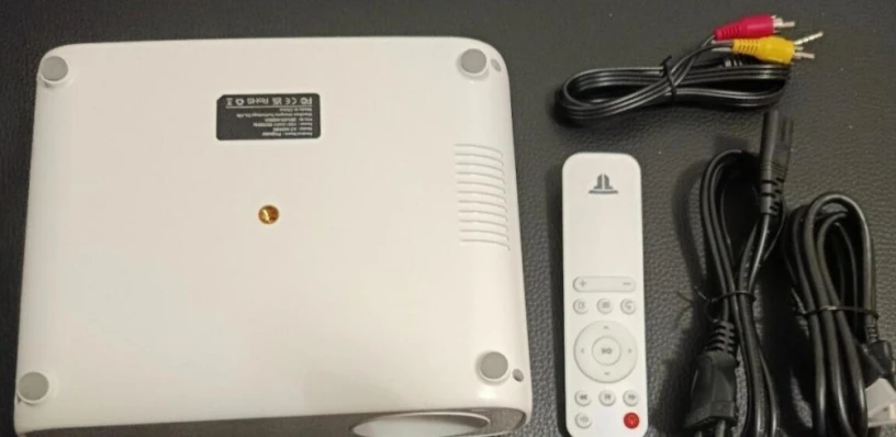 wifi-led-projektor-teon-so-4k-podporou-big-2
