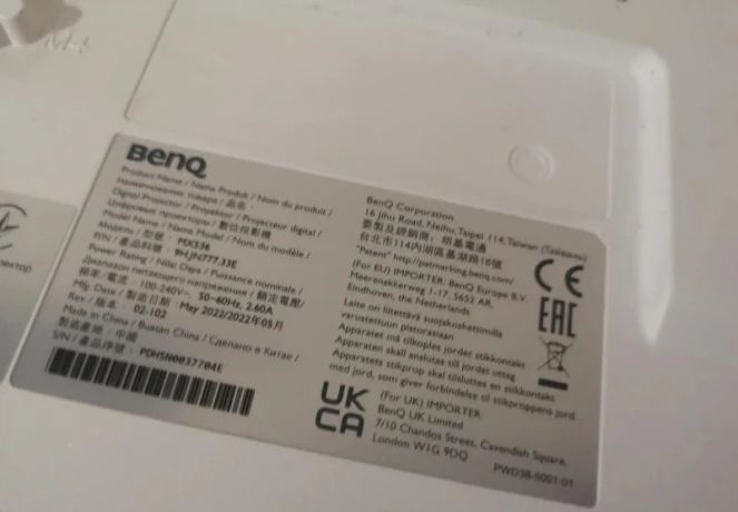 led-projektor-benq-mx-536-big-3