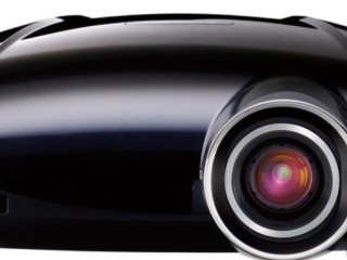 projektor-mitsubishi-hc7000-zdvihaci-system-vogels