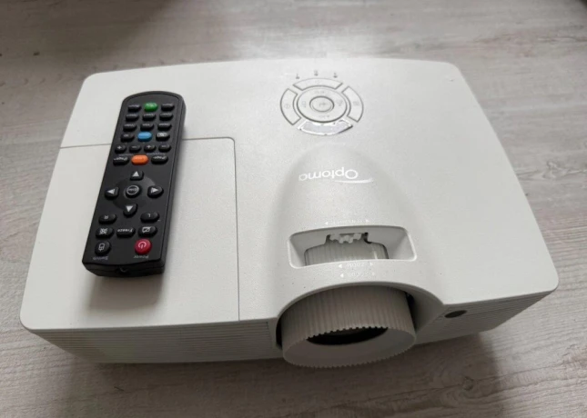 projektor-optoma-dawhgl-big-0