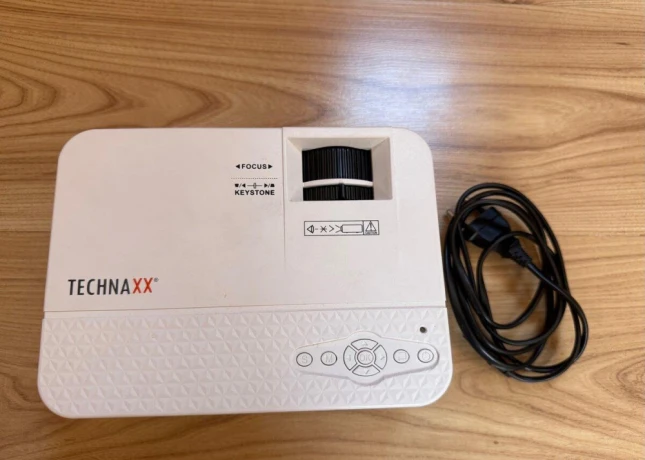 mini-dataprojektor-tx-113-big-2