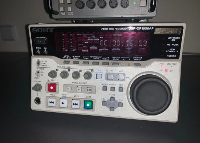 sony-dsr-dr1000ap-big-0