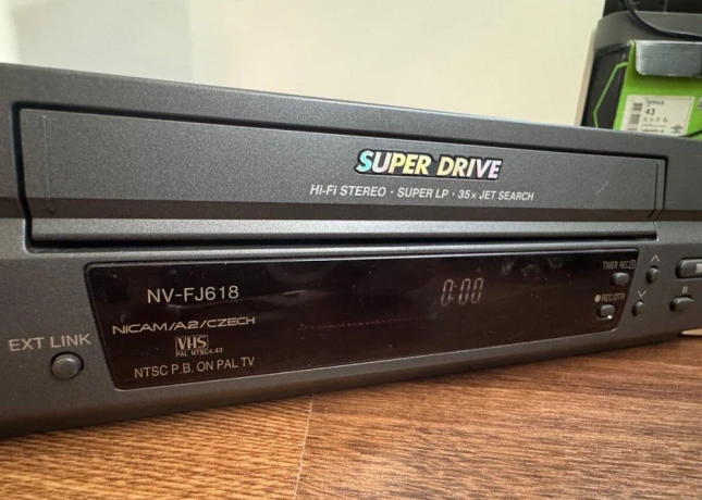 panasonic-nv-fj618-hi-fi-stereo-10x-original-vhs-big-1