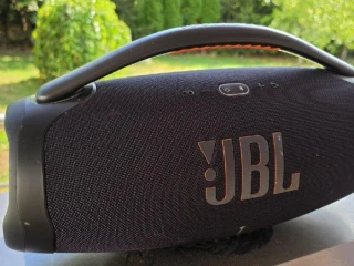 jbl-boombox-3
