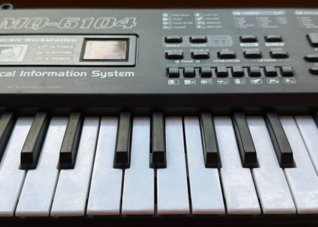 predam-elektronicky-keyboard-mq-6104-s-61-klavesmi-big-1