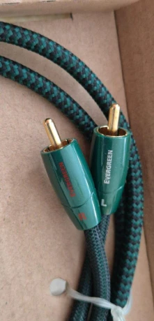 audioquest-evergreen-10m-rca-35mm-jack-big-2