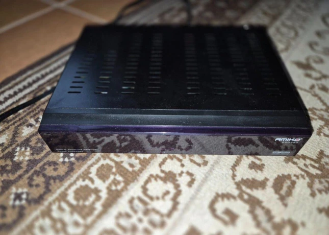 digital-satellite-receiver-big-3