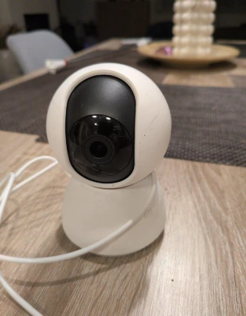 xiaomi-mi-home-camera-360-essential-big-0