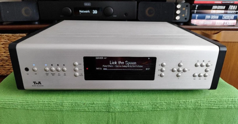 ta-music-receiver-big-3