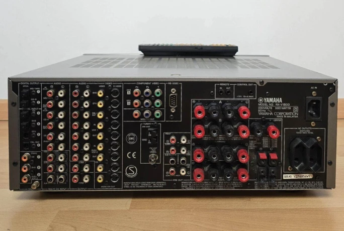 yamaha-rx-v1500-thxphonooptika-big-2