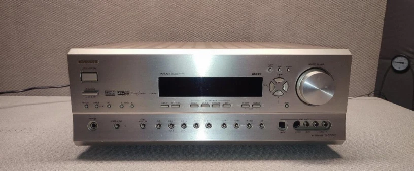 onkyo-tx-sr700e-big-2