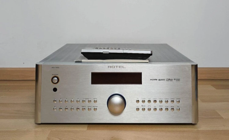rotel-rsx-1550-optikahdmisub-outfm-radio-big-0
