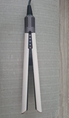 dyson-airstrait-big-1