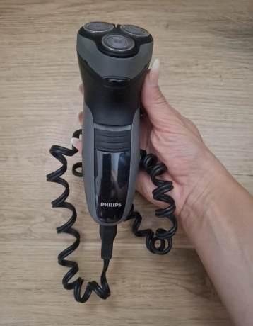 philips-rotacny-holiaci-strojcek-big-0