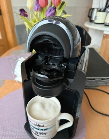 kapsulovy-kavovar-bosch-tas3102-tassimo-sunny-1300-w-big-0