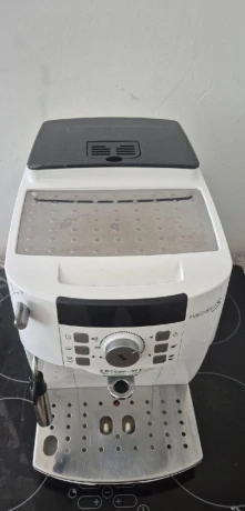 predam-kavovar-delonghi-big-1