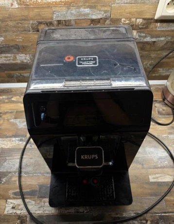 automaticky-kavovar-krups-quattro-force-big-2