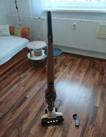 predam-vysavac-sencor-svc-8618gd-cleango-big-1