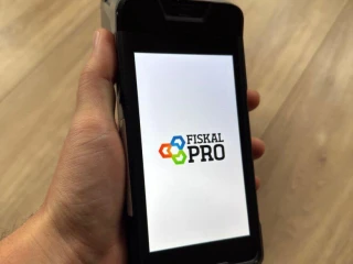 platobny-terminal-s-pokladnou-fiskalpro-n86