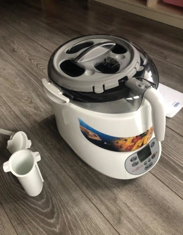 elektricky-hrniec-na-varenie-cestovin-delonghi-big-0