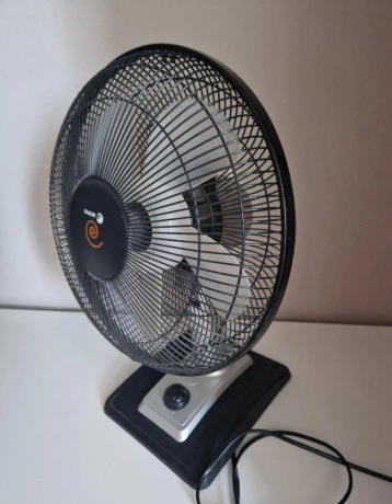 stolny-ventilator-50-hz-45-w-vyska-50cm-big-1