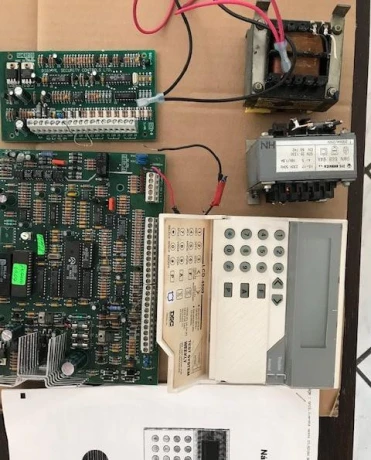 alarm-komplet-dsc-pc-4010-odskusany-big-3