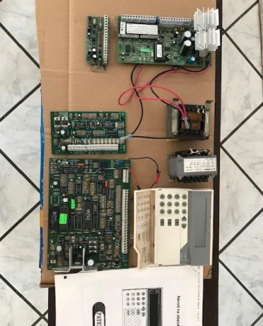 alarm-komplet-dsc-pc-4010-odskusany-big-2
