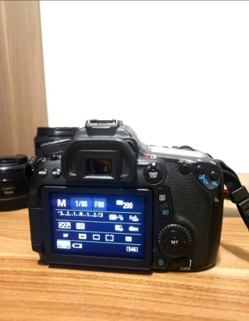 canon-eos-70d-2-objektivy-big-1
