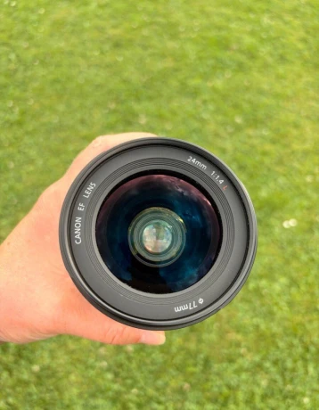 canon-24mm-14-l-big-3