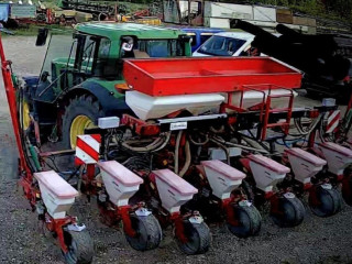 sejacka-kukurice-kverneland-optima