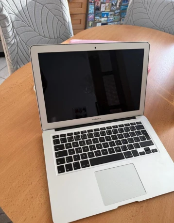macbook-air-13-big-0