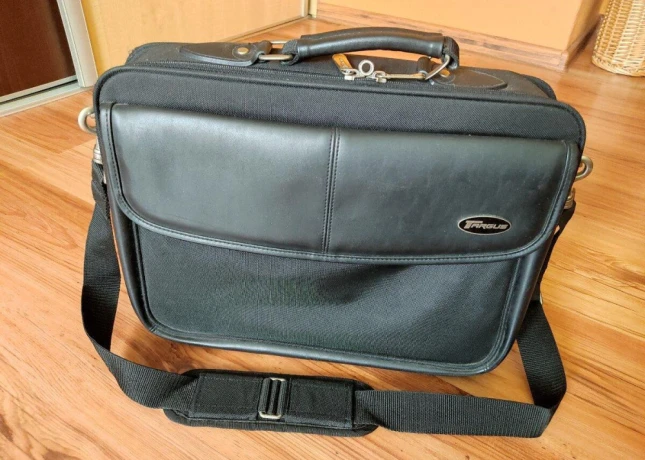 taska-na-notebook-big-1