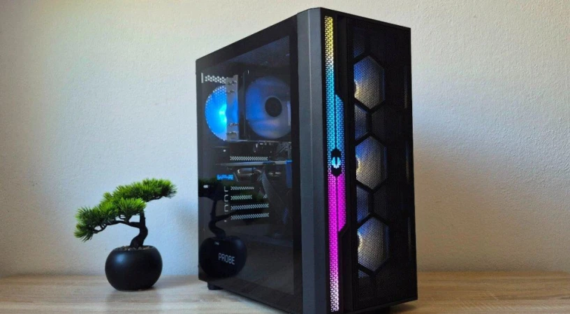 herne-pc-8jadro-ryzen-7-3700x-16gb-ddr4-rx580-nitro-4gb-big-1