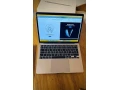 apple-macbook-air-13-m1-small-0