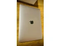 apple-macbook-air-13-m1-small-3
