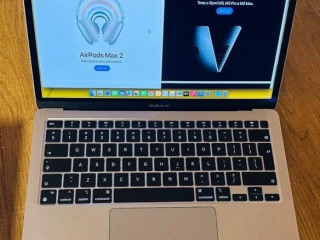 apple-macbook-air-13-m1