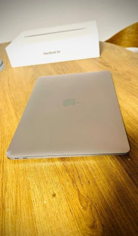apple-macbook-air-13-m1-big-4