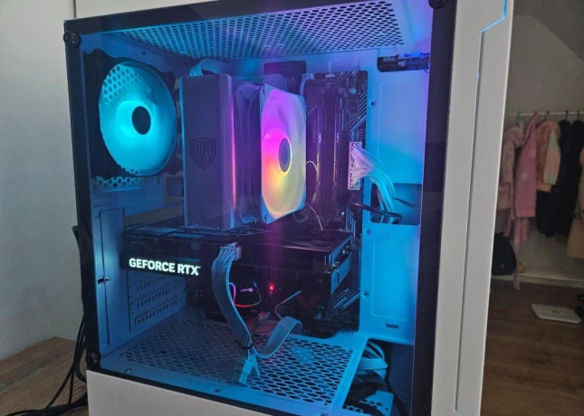herny-ryzen-r7-5800x-rtx-3070-16gb-ddr4-512gb-m2-win-11-big-2